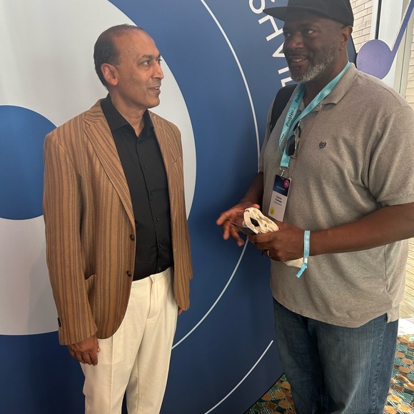 Like this listing to be notified for my next live show!! - Picture 9 of 13